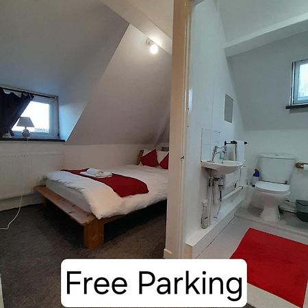 Entire Victoria Park Cardiff Apartment With Free Street Parking Bus 17 And 18 Direct To Cardiff City Centre, Fast Free Wi-Fi Eksteriør billede
